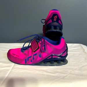 EUC Women’s Inov8 Fast Lift Lifters. Size 8.5.